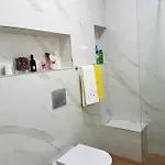 Sofia's فلورا