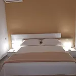 Sofia's * Vlorë