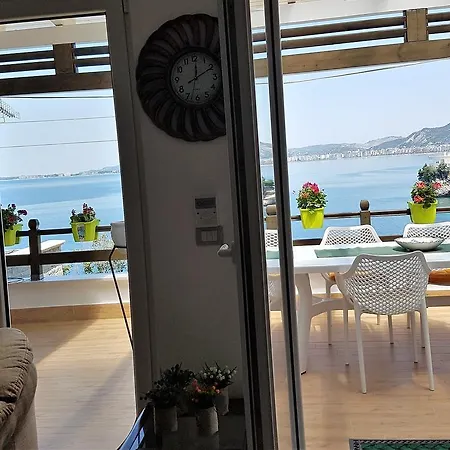 Sofia's * Vlora
